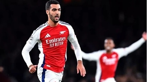 Arsenal: Mikel Merino cứ đá ‘số 9’ đấy, thì đã sao?